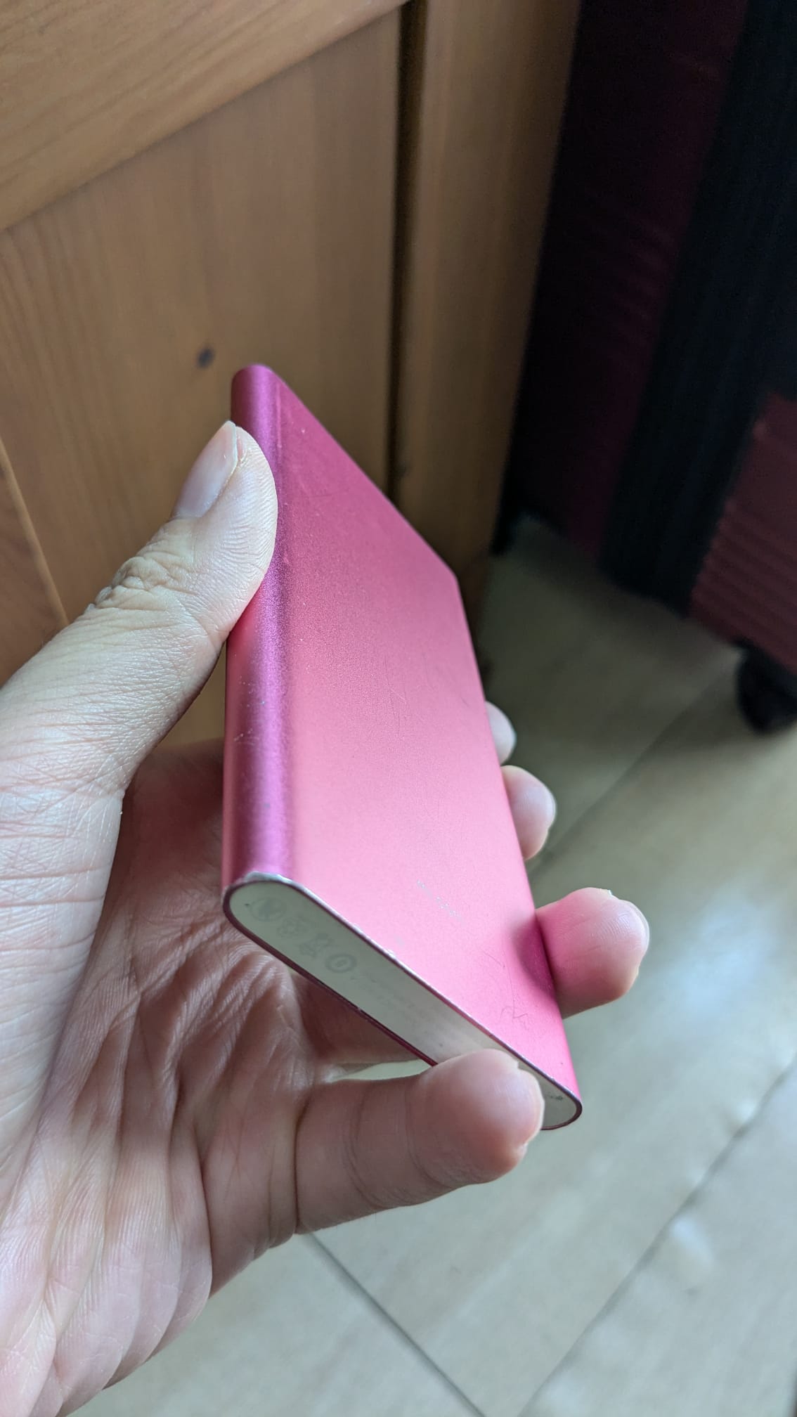 portable handphone charger